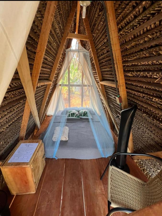 Hotel Sasy Tipis Santa Catalina Exterior foto